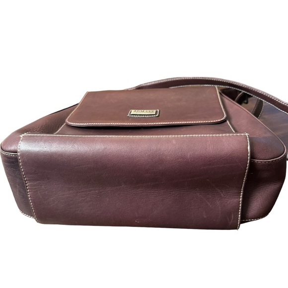 Authentic 100%  Leather AGM.CTT Beyond Leather Crossbody Women Bag Purse. - Picture 6 of 16